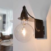 Minimal sort designvæglampe