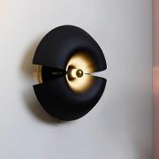 AYTM Cycnus væglampe, sort, Ø 45 cm, stik, aluminium, E27