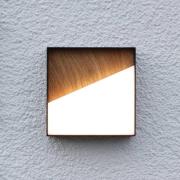 LED genopladelig udendørs væglampe Meg, træfarvet, 15 x 15 cm