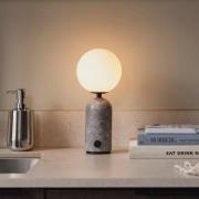 Globen Lighting Torrano bordlampe med batteri, marmorgrå
