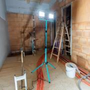 Udendørs LED-spot Avelar, sort/turkis, højde 193 cm metal