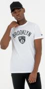 New Era Team Logo Brooklyn Nets Tshirt Herrer Tøj Hvid L
