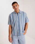 Selected Homme Slhboxy-Skylar Ss Jersey Shirt Kortærmede skjorter Naut...