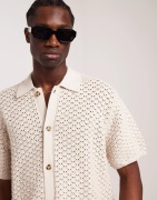 Les Deux Gideon Knit Shirt Kortærmede skjorter Ivory