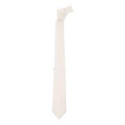 Forbedre dit formelle look med lyse ogaturlige hvide slips