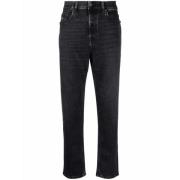Slim-Fit Jeans Elevate Style Flatter