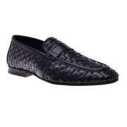 Loafer in black woven leather