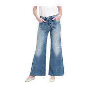 Vintage Mid Rise Flared Jeans