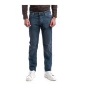 Denim Stretch Jeans Weared Style