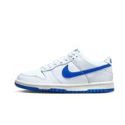 Retro Dunk Low Sneaker