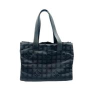 Pre-owned nylon chanel-tasker