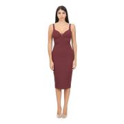 Burgundy Elegant Midi Dress with Slit