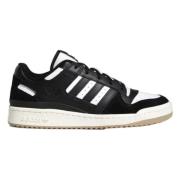 Forum Low Classic Sneakers