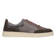 Herrebrune lavtop sneakers lavet af premium italiensk læder og velour ...