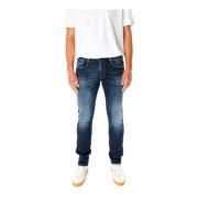 Slim Fit Mid Waist Jeans