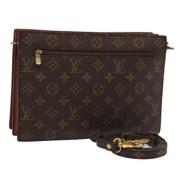 Pre-owned Canvas louis-vuitton-tasker