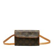 Pre-owned Canvas louis-vuitton-tasker