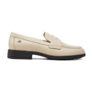 Klassiske Beige Loafers Slip On Stil