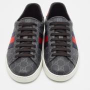 Pre-owned Coated canvas sneakers