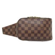 Pre-owned Canvas louis-vuitton-tasker