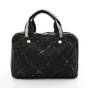 Pre-owned nylon chanel-tasker