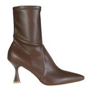 Elegant Heeled Tronchetto Boot