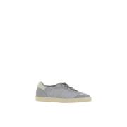 Suede Lace-Up Sneakers med Signatur Print