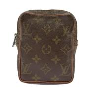 Pre-owned Canvas louis-vuitton-tasker