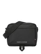 TOMMY HILFIGER Skuldertaske 'ELEMENT MINI'  sort