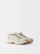 Bershka Sneaker low  beige / sort / sølv / hvid