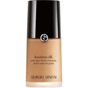 Giorgio Armani Luminous Silk Foundation 8.25 Tan, Pink