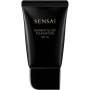 Sensai Radiant Glow Foundation RG102