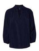 D2. Pop Over Blouse GANT Navy