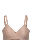 C Comfort Wirefree Support T-Shirt Bra CHANTELLE Cream