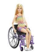 Barbie Fab Barbie Fashionista + Wheelchair - Checkers Barbie Patterned
