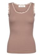 Ulrikkesw Top Sofie Schnoor Brown