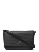 Minimal Monogramwallet W/Strap T Calvin Klein Black