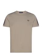 C Tape Ringer T-Shirt Fred Perry Beige