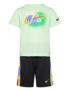 Nkb B Nk Hazy Rays Tee Short S Nike Green