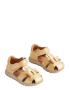 Sandal Closed Toe Donna Wheat Yellow