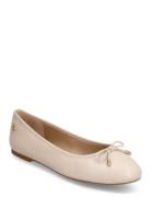 Jayna Nappa Leather Flat Lauren Ralph Lauren Beige