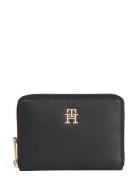 Th Chic Med Za Tommy Hilfiger Black