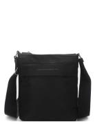 Novara Messenger Robbie Adax Black