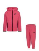 Nike Tech Fleece Full-Zip Set Nike Pink