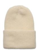 Maria Beanie Makia Cream