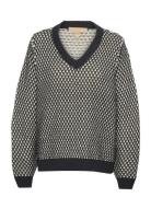 Cucardeen Vneck Pullover Culture Black