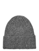 Beanie Carin Lindex Grey