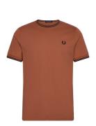 Twin Tipped T-Shirt Fred Perry Brown