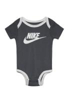 C1-Bodysuit+Hat+Bootie Nike Grey