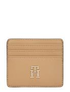 Th Soft Logotape Cc Holder Tommy Hilfiger Beige